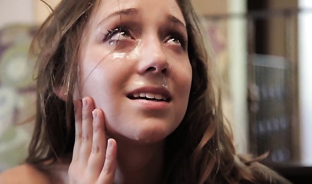 Pieprzyłem biedną dziewczynę w dupę