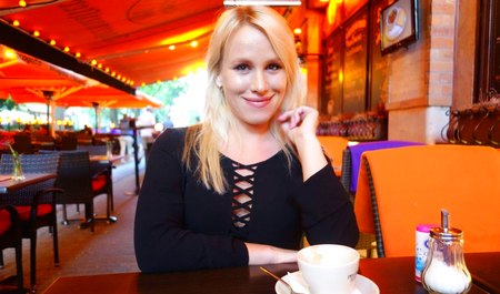 Amerykanin rucha się analnie z Rosjanką w Budapeszcie