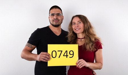 Czescy kochankowie przychodzą na erotyczny casting, aby uprawiać seks prosto z serca