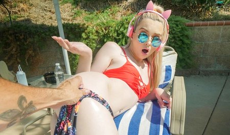 Ojczym rucha pasierbicę, żeby utrzymać penisa w formie