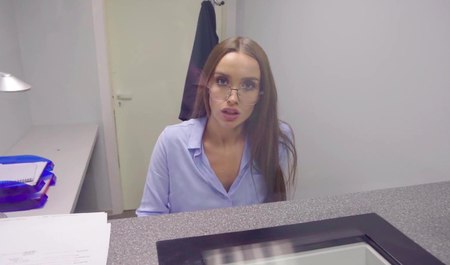 Kasjer Sbierbanku ssie kutasa klienta za procent otrzymanej kwoty