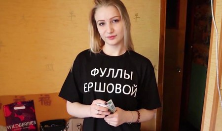 Znalazłem coś, czym mogłem szantażować moją przyrodnią siostrę i pieprzyłem ją wytryskiem w środku