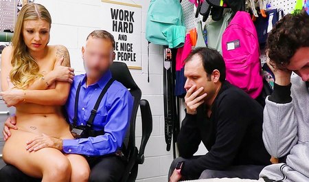 Kenzie Love w wyniku wieloetapowego romansu odbywa stosunek z ochroniarzem butiku w swoim miejscu pracy