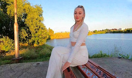 Biloufree uprawia seks z przyjacielem na pierwszej randce