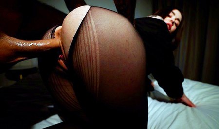 Sonya i Mark kręcą domowe porno i odnoszą w tym duże sukcesy