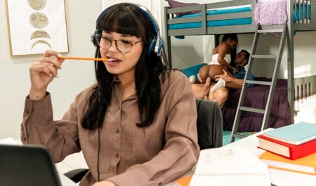 Możecie mieszkać w tym samym pokoju w akademiku, ale nie przeszkadzać sobie nawzajem