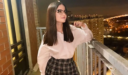 Pokłóciłam się z facetem i od razu poszłam pieprzyć się z pierwszą blogerką, na którą trafiłam