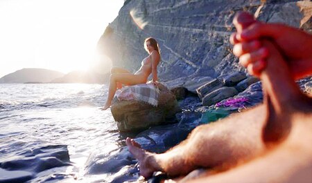 Dobrze się bawiliśmy pieszcząc się z dziewczyną na nadmorskiej plaży