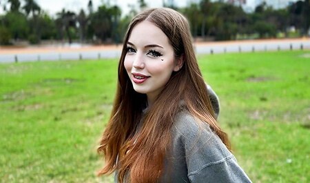 Żeneczka Kotowa zrywa z majorem i zarabia na miejsce w mieszkaniu