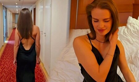 Ошиблась номером и трахнулась, хотя муж ждет в ресторане