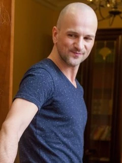 Andrew Marshall 